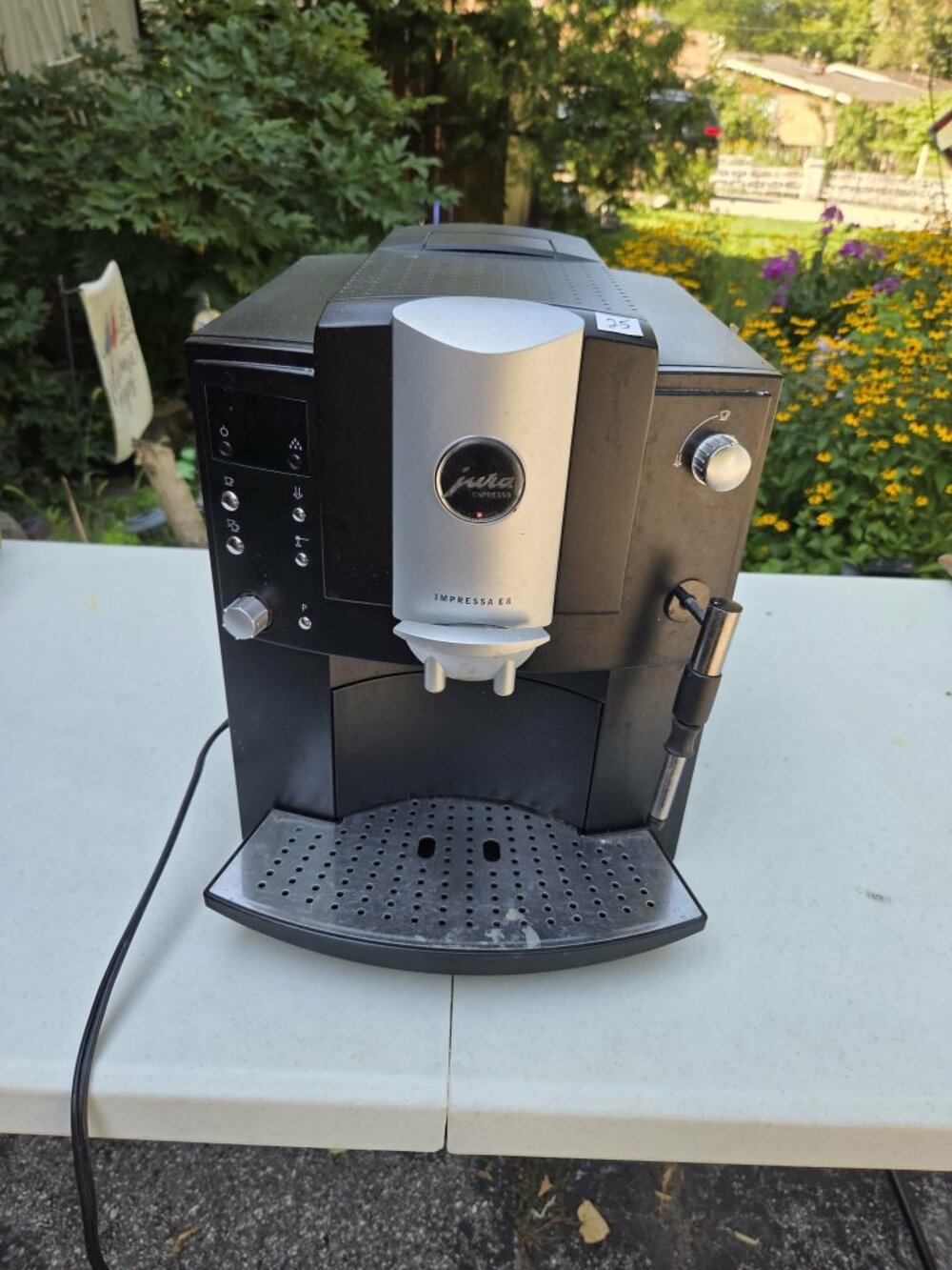 Jura-Capresso E8 Automatic Espresso Machine, Black (13187)